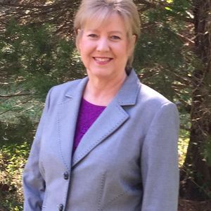 Meet your Posher, Paula